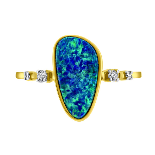 14ct yellow gold 1.75ct opal doublet & 0.06ct diamond ring