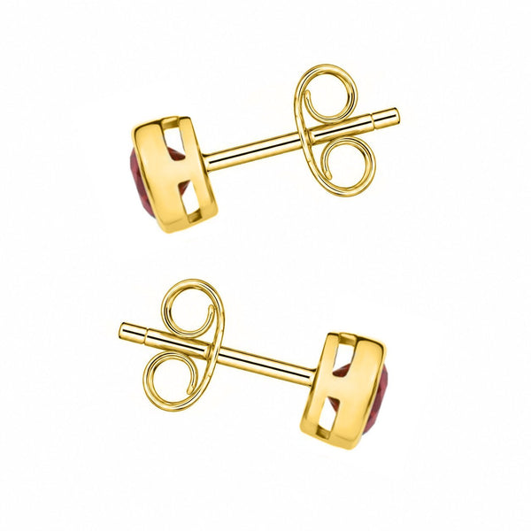 9ct yellow gold 5mm x 5mm round garnet stud earrings