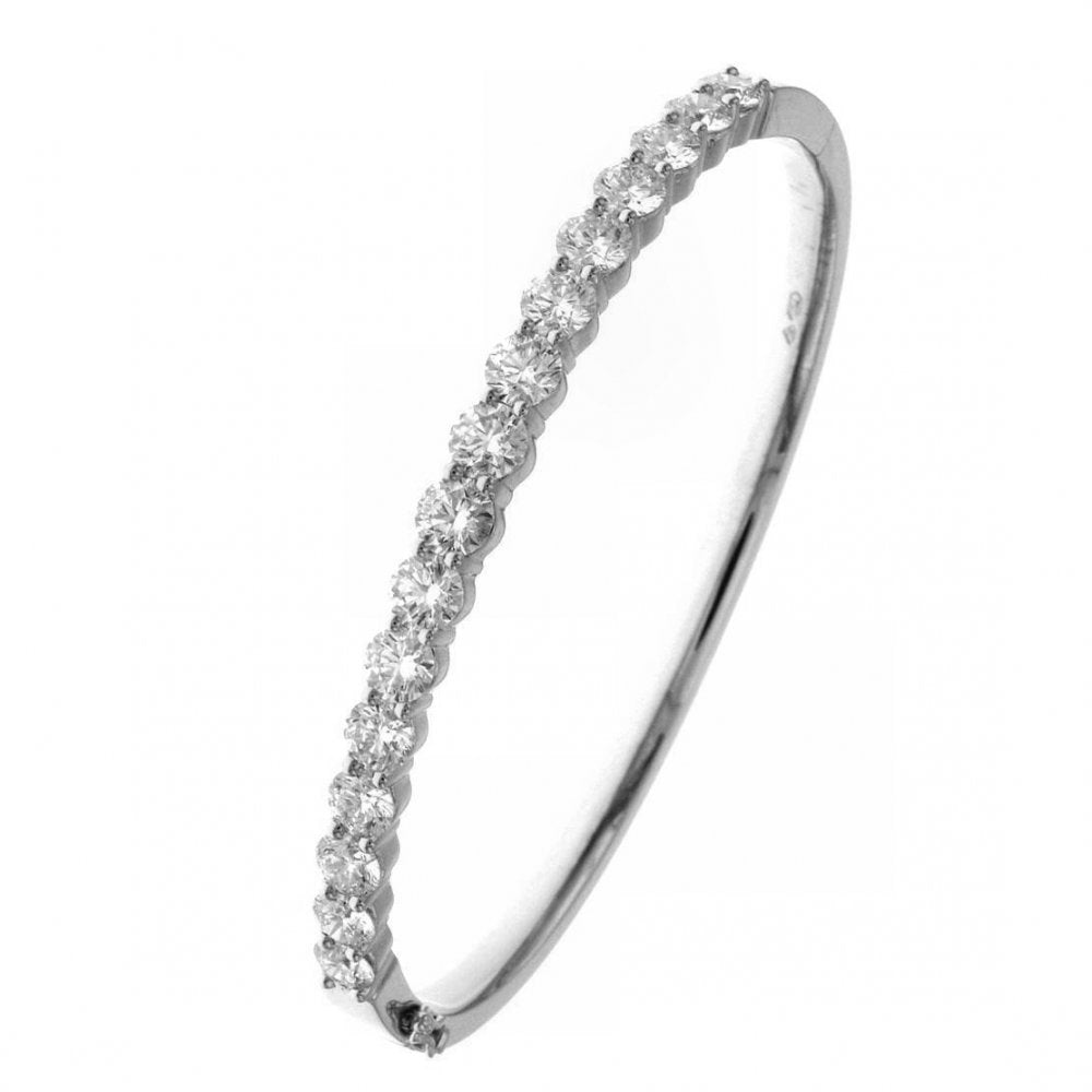 18ct white gold 4.22ct round brilliant cut diamond bangle