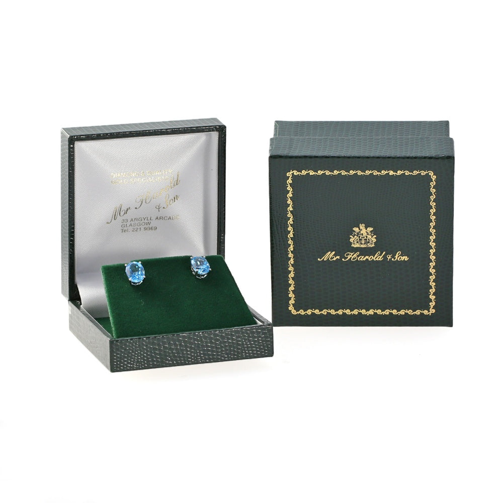 18ct yellow gold 7.5mm Akoya pearl & 0.09ct diamond earrings