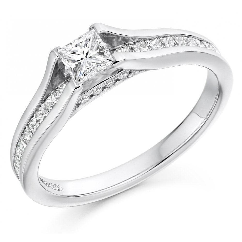 Platinum 0.31ct E VVS2 IGI princess cut diamond ring