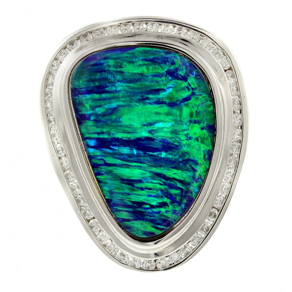 18ct white gold 8.68ct opal doublet & 0.66ct diamond ring