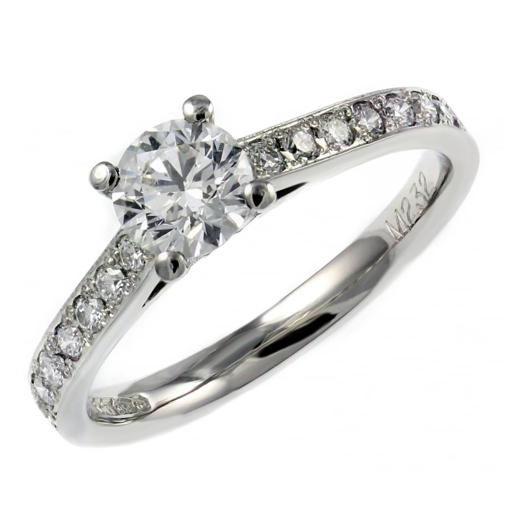 Platinum 0.53ct E VS2 GIA round brilliant cut diamond ring
