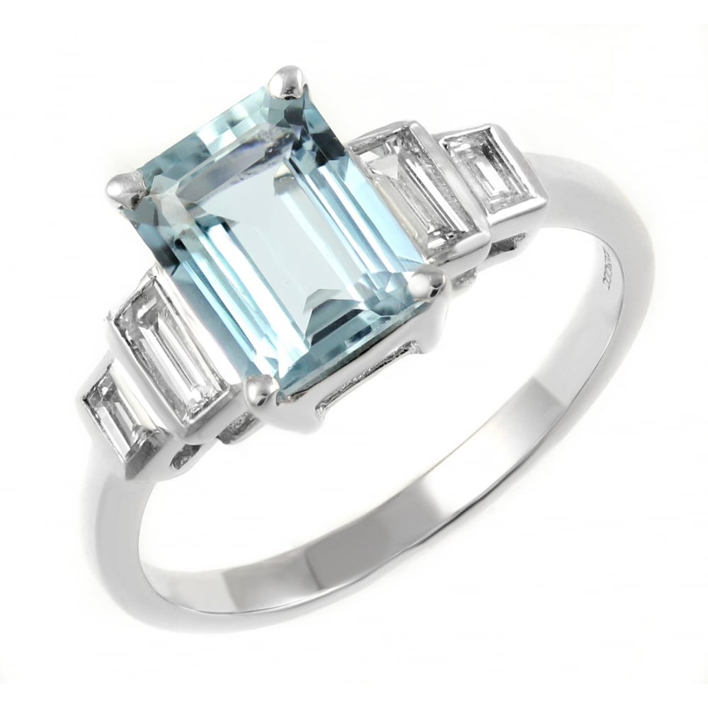 Platinum 1.65ct aquamarine & 0.18ct diamond 3 stone ring