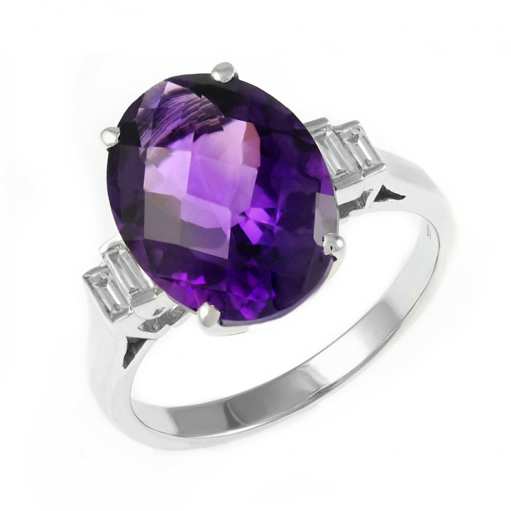 18ct white gold 5.82ct amethyst & 0.17ct diamond ring