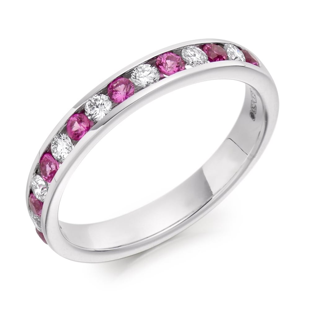 18ct white gold 0.33ct pink sapphire & 0.27ct diamond ring