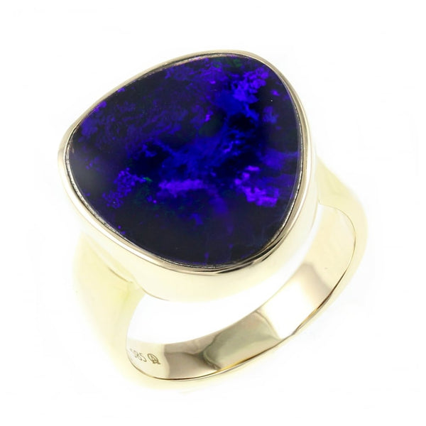 14ct yellow gold 6.00ct opal doublet ring