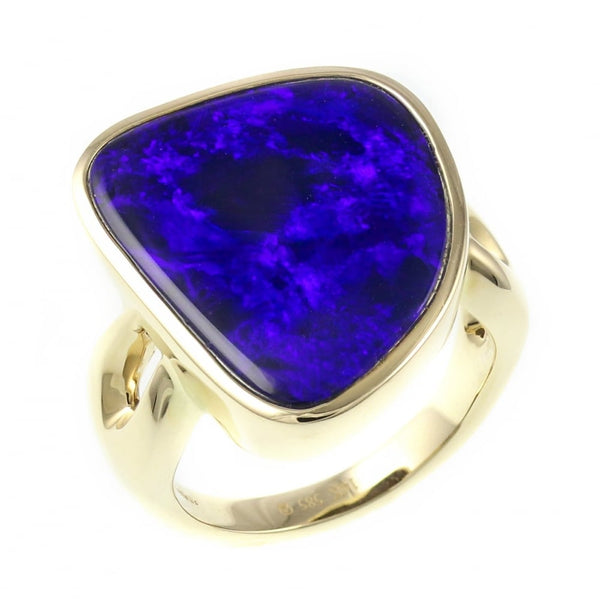 14ct yellow gold 7.75ct opal doublet ring