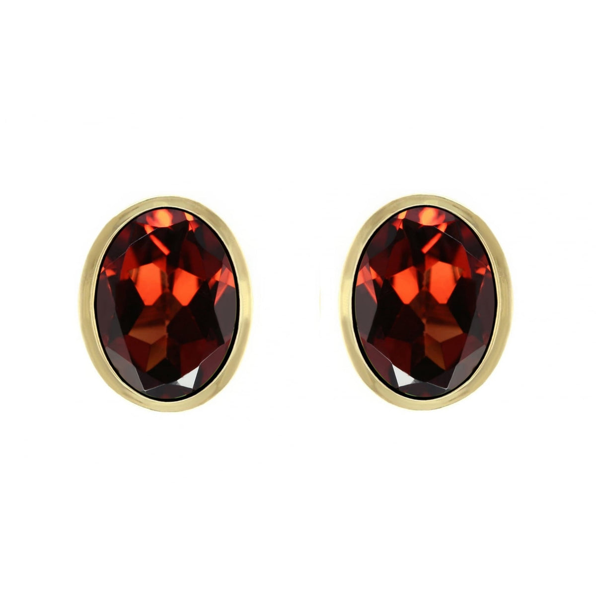 9ct yellow gold 8mm x 6mm oval garnet stud earrings