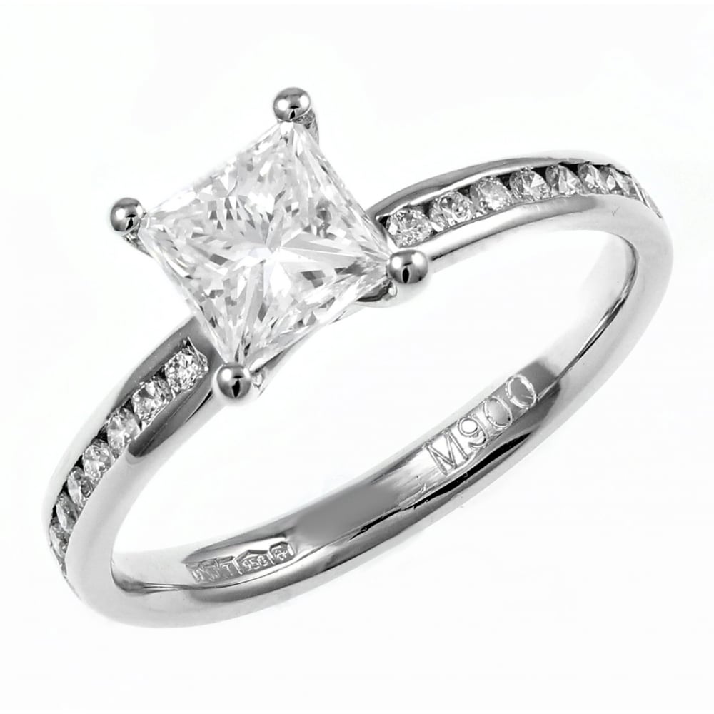 Platinum 1.06ct D VS2 GIA princess cut diamond ring