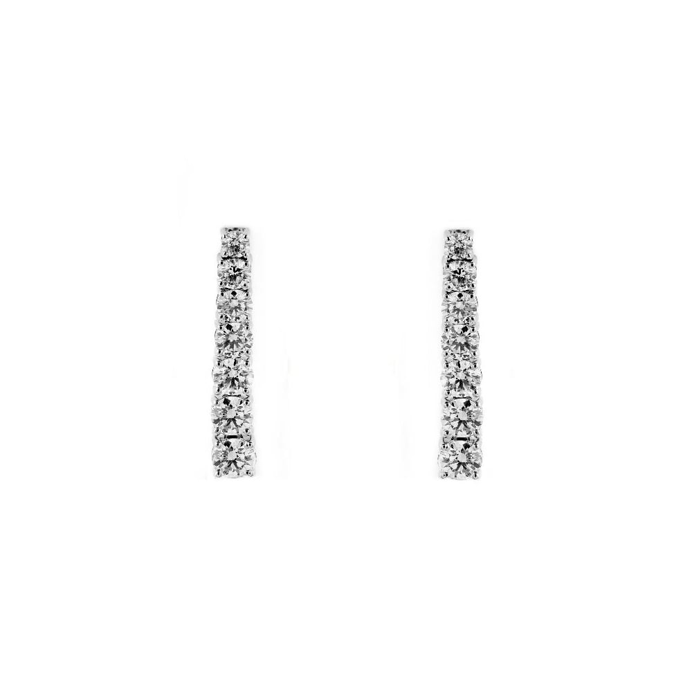 18ct white gold 3.38ct graduated diamond drop earrings