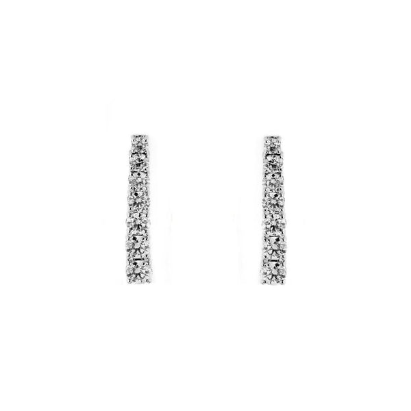 18ct white gold 3.38ct graduated diamond drop earrings
