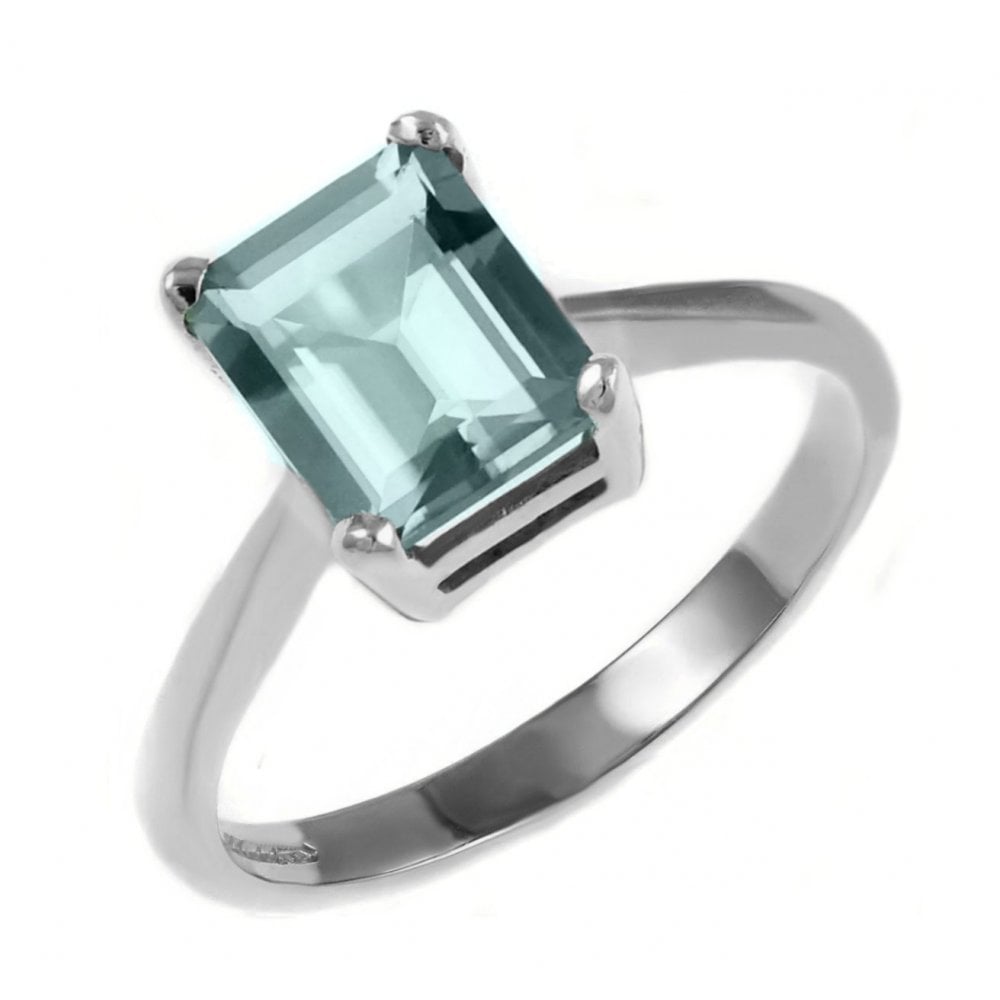 9ct white gold 10mm x 8mm emerald cut aquamarine ring
