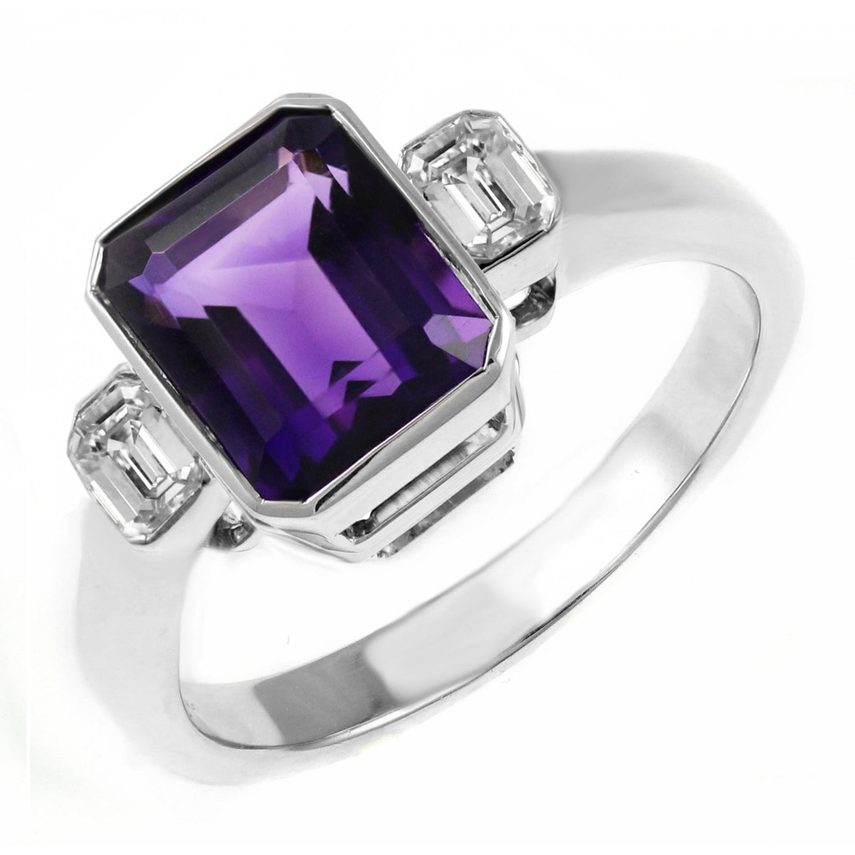 18ct white gold 2.25ct amethyst & 0.40ct diamond ring