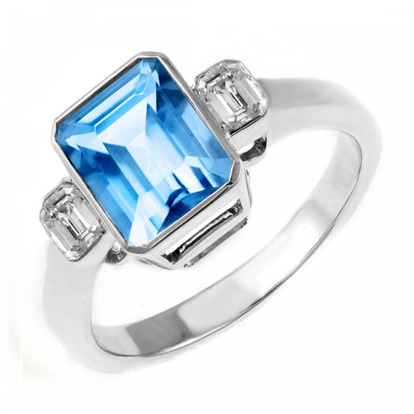 18ct white gold 2.90ct blue topaz & 0.38ct diamond ring