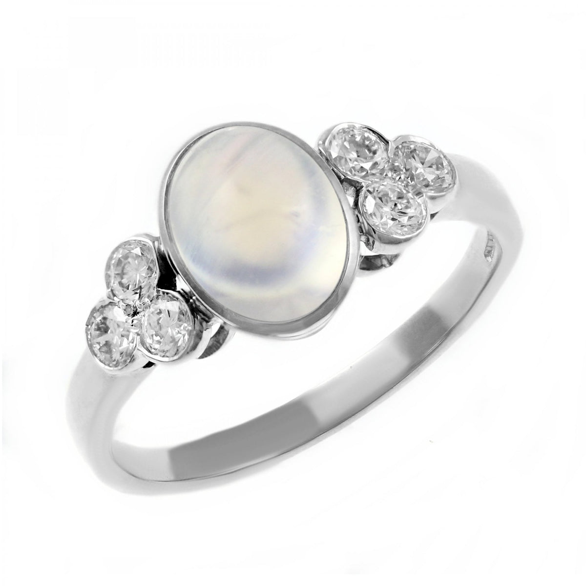18ct white gold 1.47ct rainbow moonstone & 0.35ct diamond ring