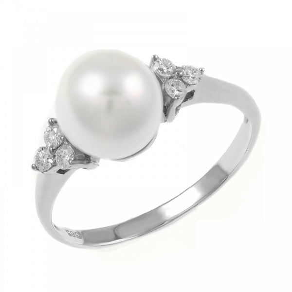 18ct white gold 8mm Akoya pearl & 0.15ct diamond ring