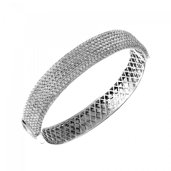 18ct white gold 6.09ct diamond cluster bangle