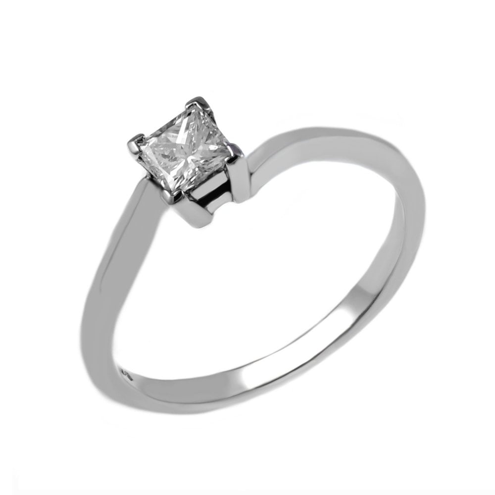 Platinum 0.34ct princess cut diamond twist ring