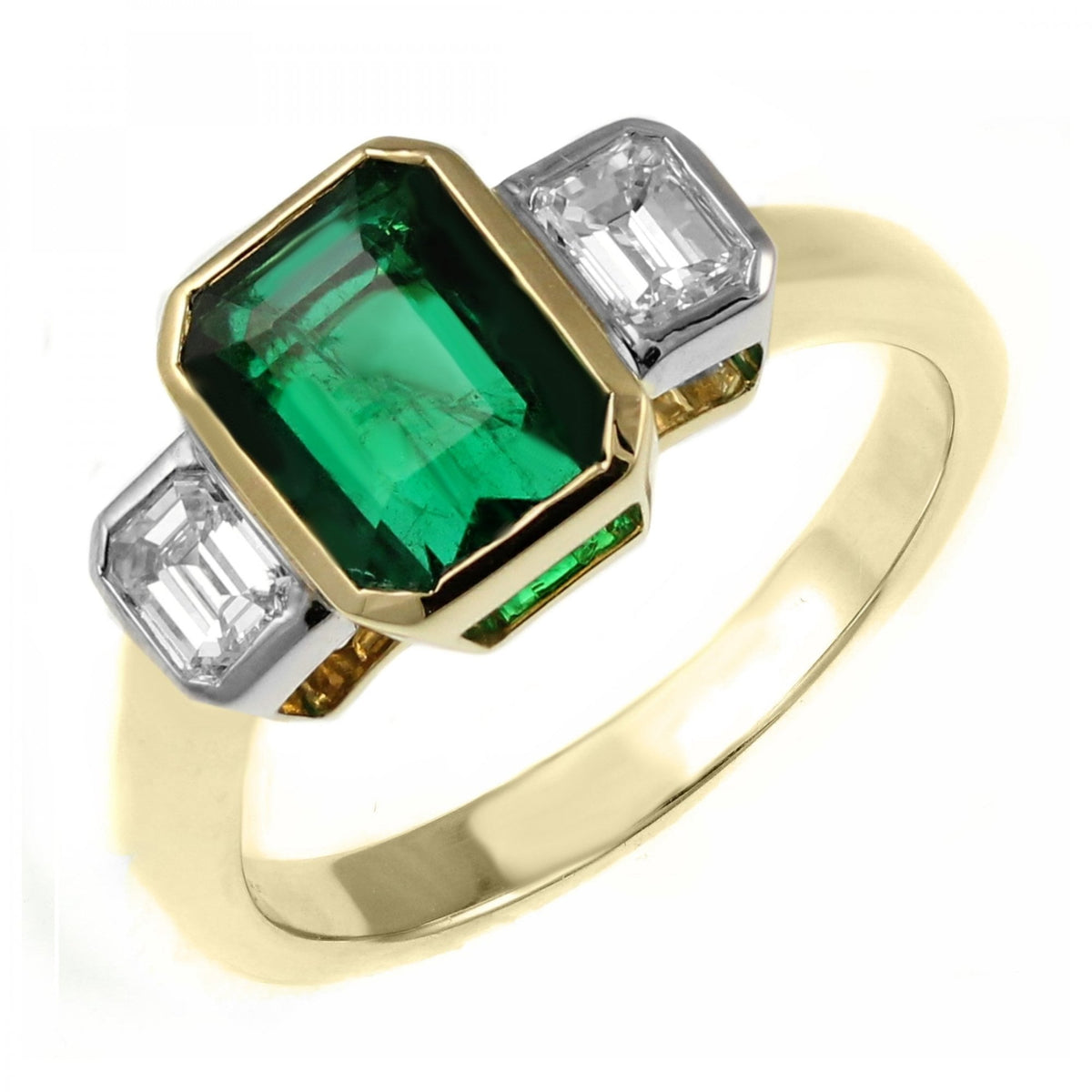 18ct yellow gold 2.44ct emerald & 0.38ct diamond ring