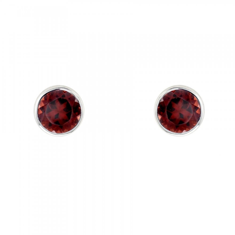 Platinum 5mm x 5mm garnet stud earrings