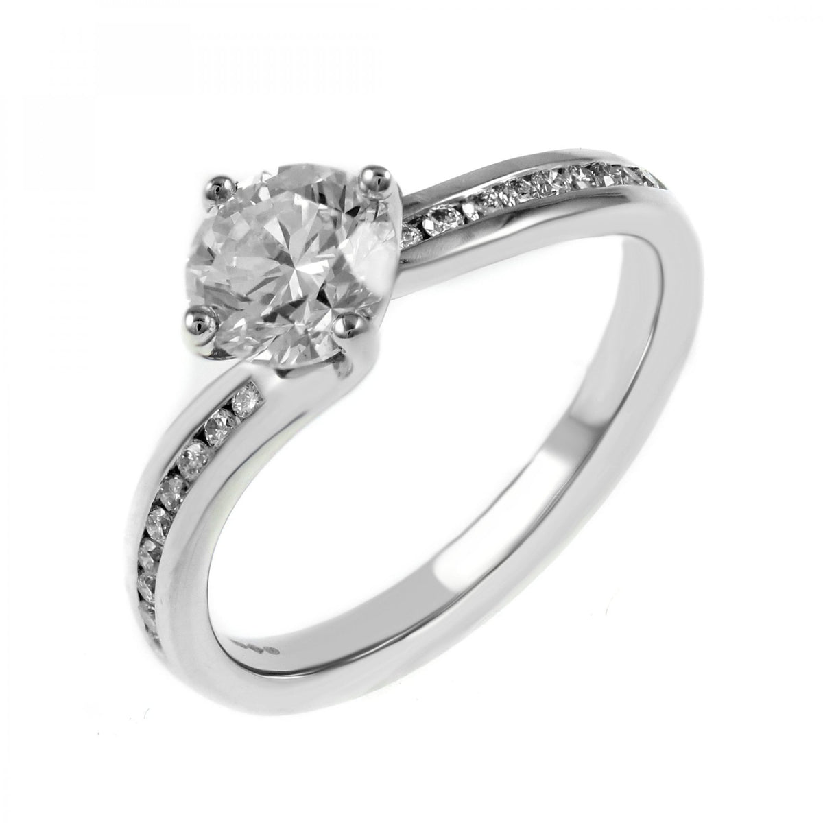 Platinum 1.01ct F VS2 GIA round brilliant cut diamond twist ring