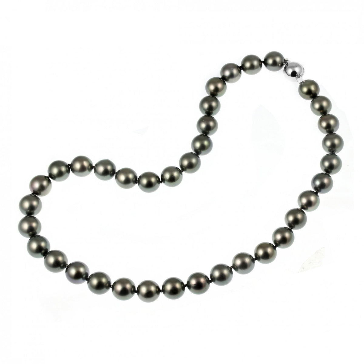 18ct white gold 11mm x 12mm Tahitian pearl necklace