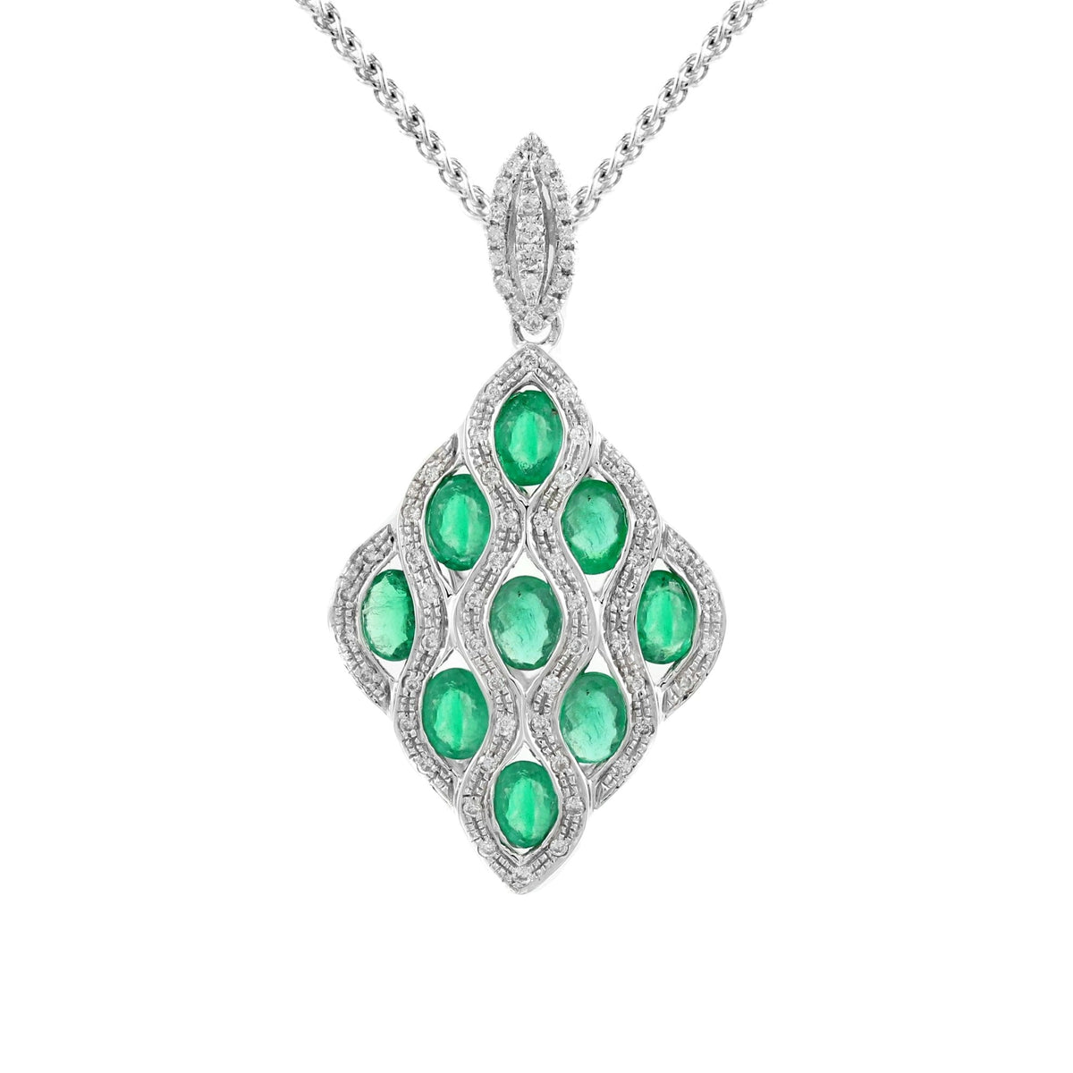 18ct white gold 1.80ct emerald & 0.40ct diamond cluster pendant