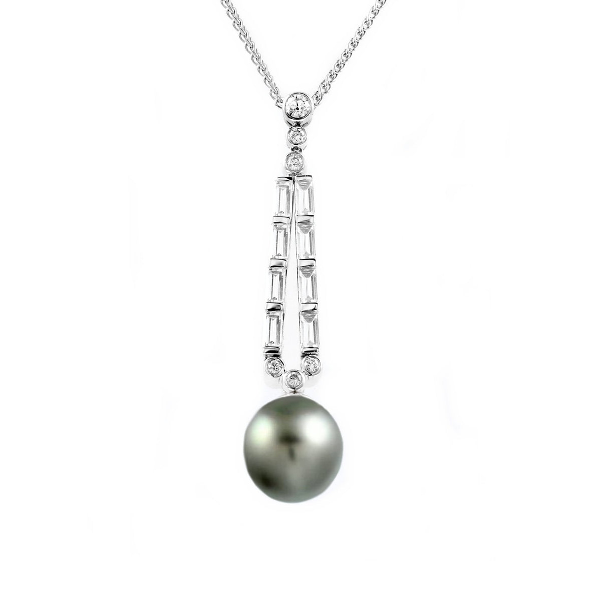 18ct white gold 10mm Tahitian pearl & 0.96ct diamond pendant