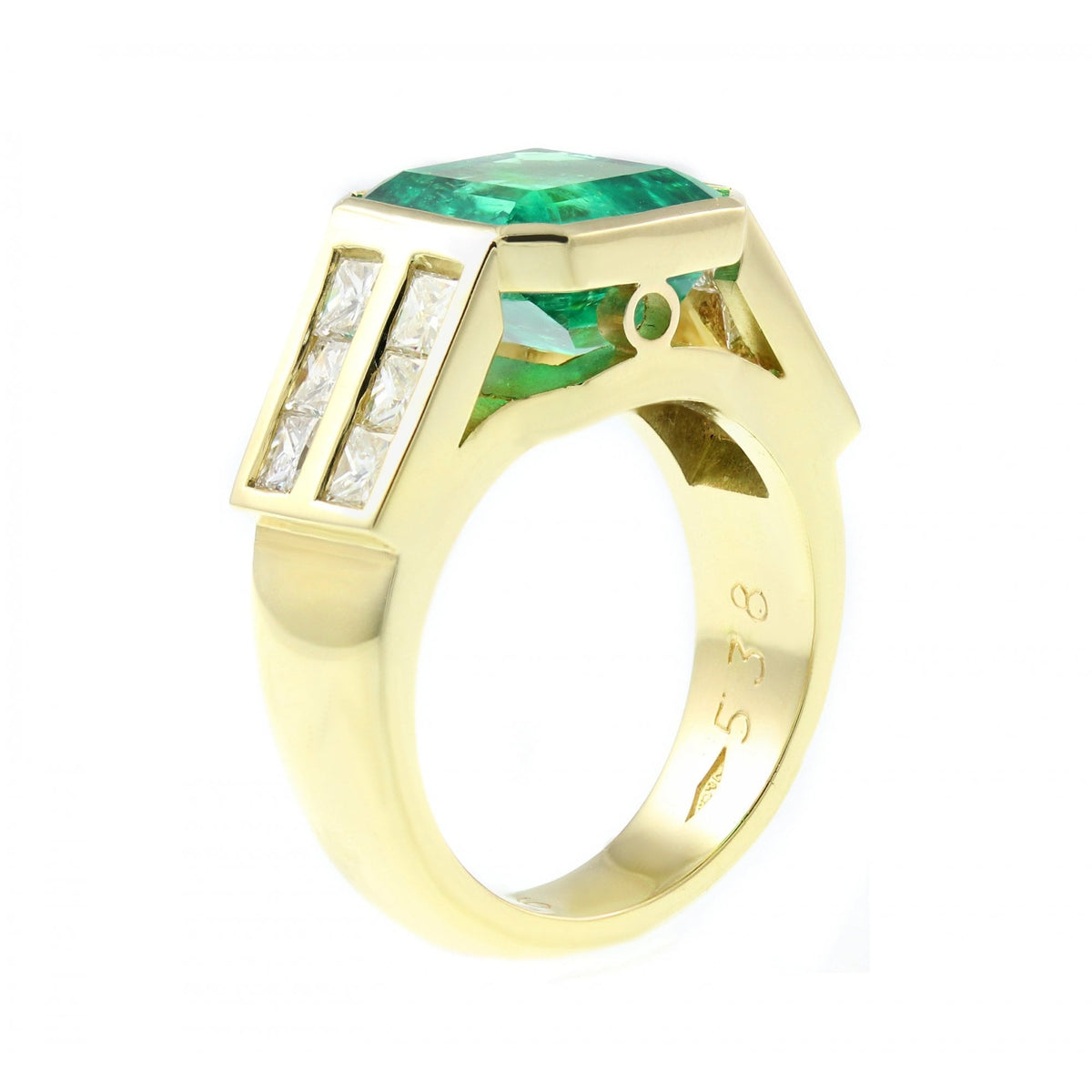 18ct yellow gold 5.38ct emerald & 1.56ct diamond ring