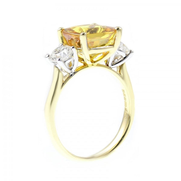 18ct yellow gold 4.92ct yellow sapphire & 0.80ct diamond ring