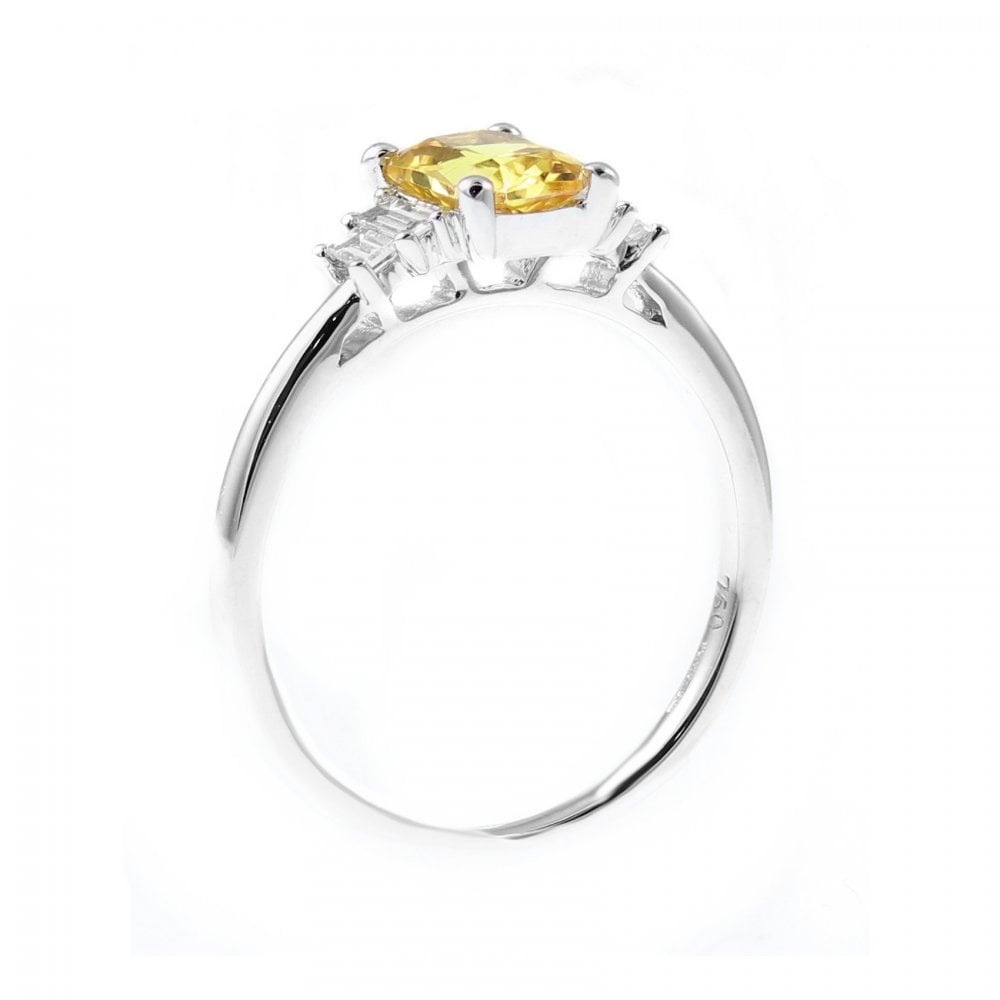 18ct white gold 1.52ct yellow sapphire & 0.20ct diamond ring