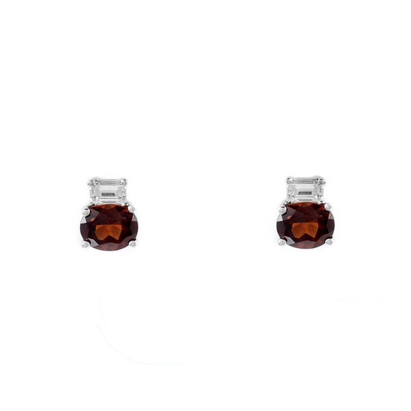 Plainum 0.82ct garnet & 0.23ct diamond stud earrings