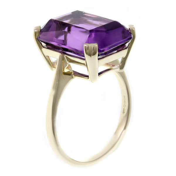 9ct yellow gold 16mm x 12mm emerald cut amethyst ring