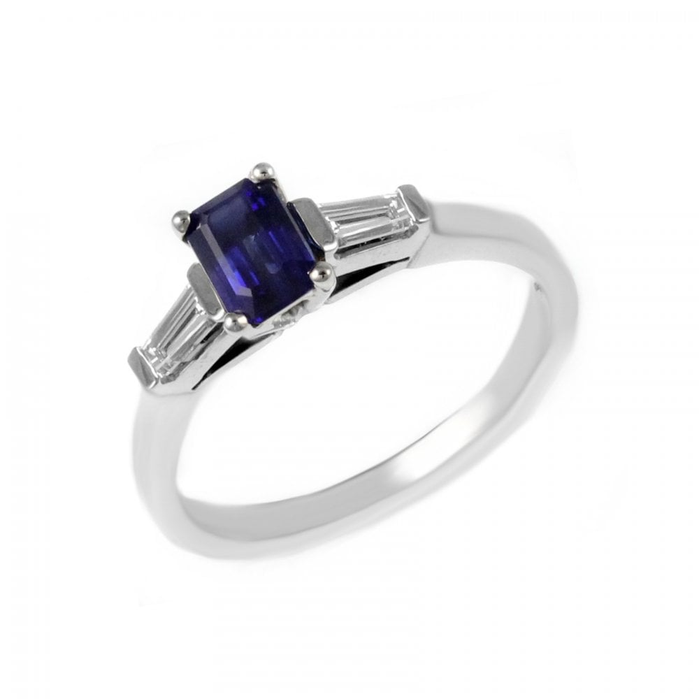 Platinum 0.72ct sapphire & 0.25ct diamond ring