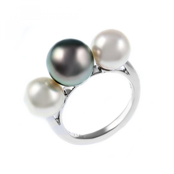 18ct white gold 10mm Tahitian & 8.5mm Akoya pearl 3 stone ring