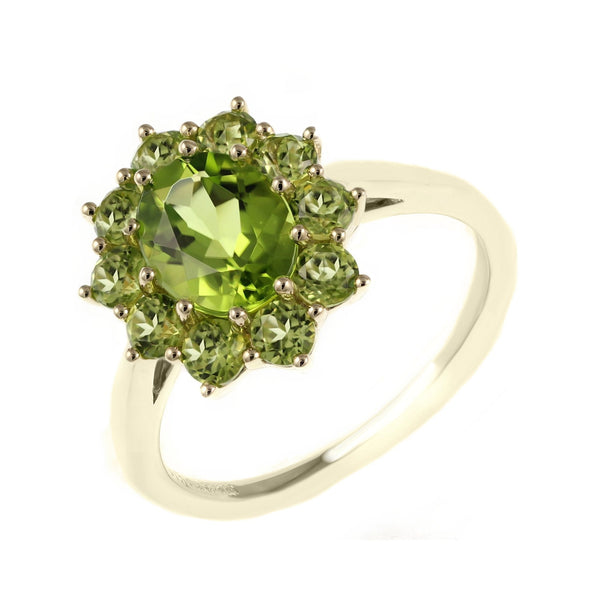 9ct yellow gold 9mm x 7mm peridot cluster ring