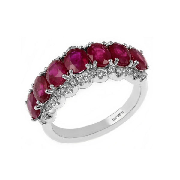 18ct white gold 3.64ct ruby & 0.38ct diamond 7 stone ring