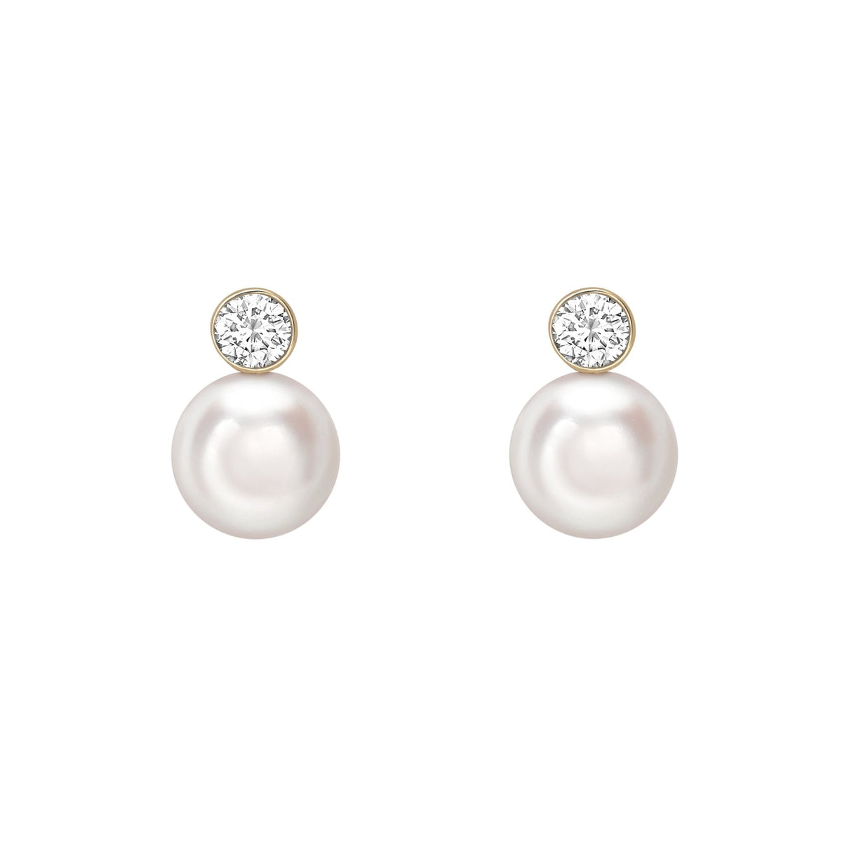 18ct yellow gold 8.5mm x 8mm Akoya pearl 0.40ct diamond earrings