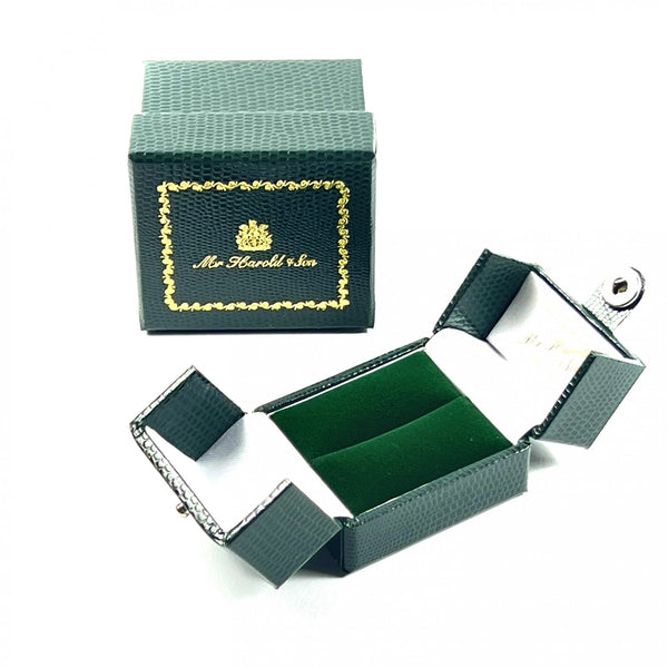 18ct yellow gold 1.50ct round brilliant diamond wishbone ring