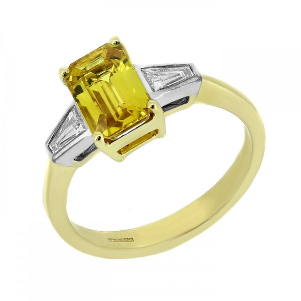 18ct yellow gold 1.82ct yellow sapphire & 0.17ct diamond ring