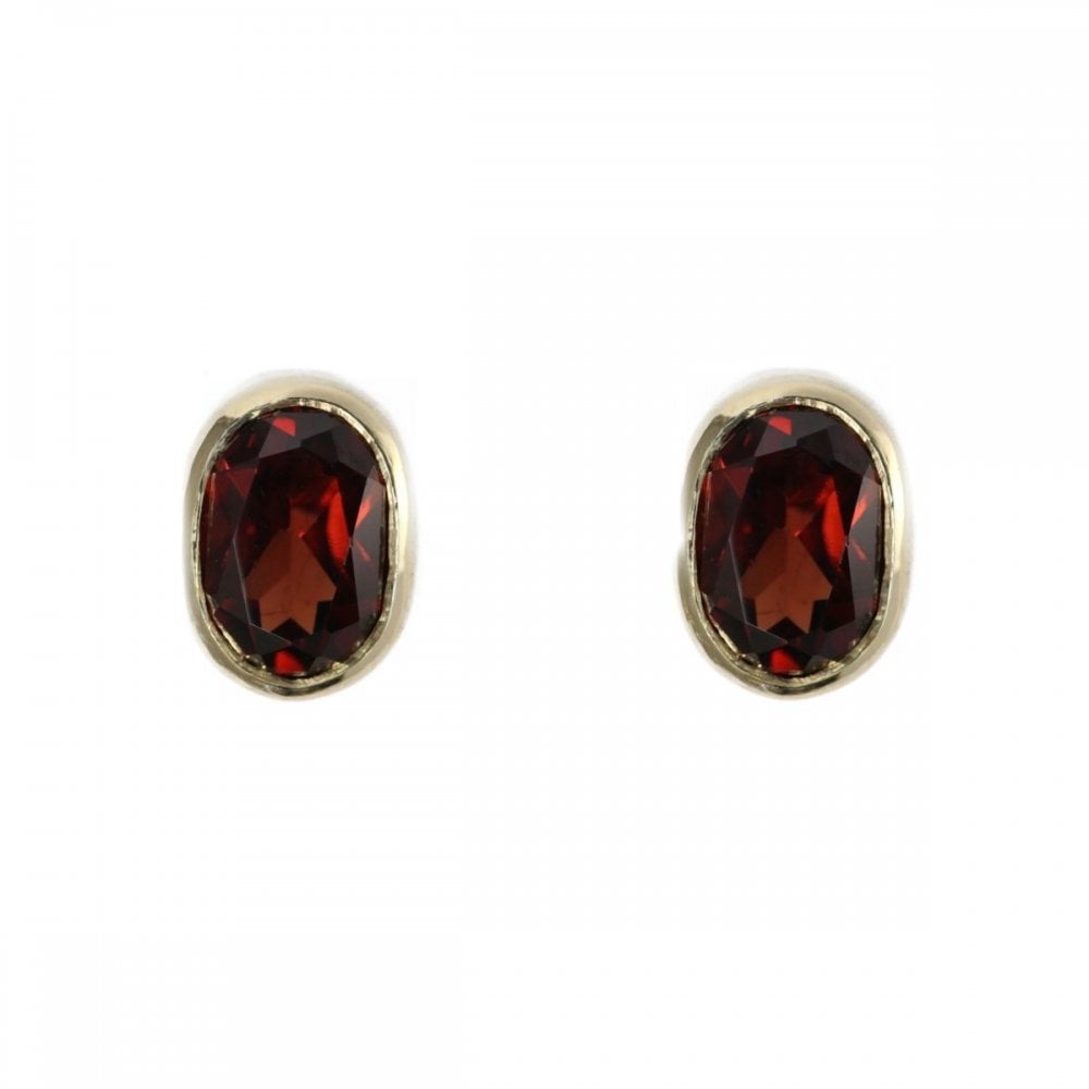 9ct yellow gold 7mm x 5mm oval garnet stud earrings
