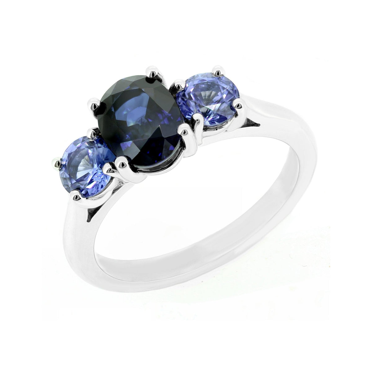 Platinum 3.06ct sapphire 3 stone ring