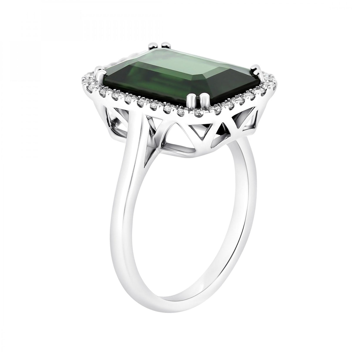 18ct white gold 8.75ct green tourmaline & 0.31ct diamond ring