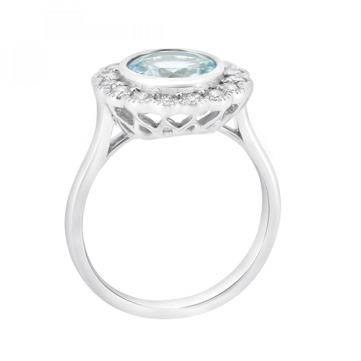 18ct white gold 1.60ct aquamarine & 0.50ct diamond cluster ring