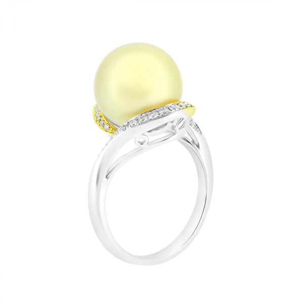 18ct white gold 12.1mm golden pearl & 0.27ct diamond ring