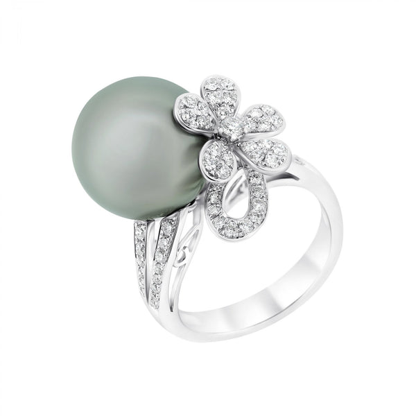 18ct white gold 13.6mm Tahitian pearl & 0.67ct diamond ring