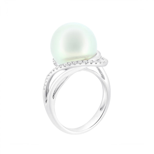 18ct white gold 13.5mm South Sea pearl & 0.31ct diamond ring