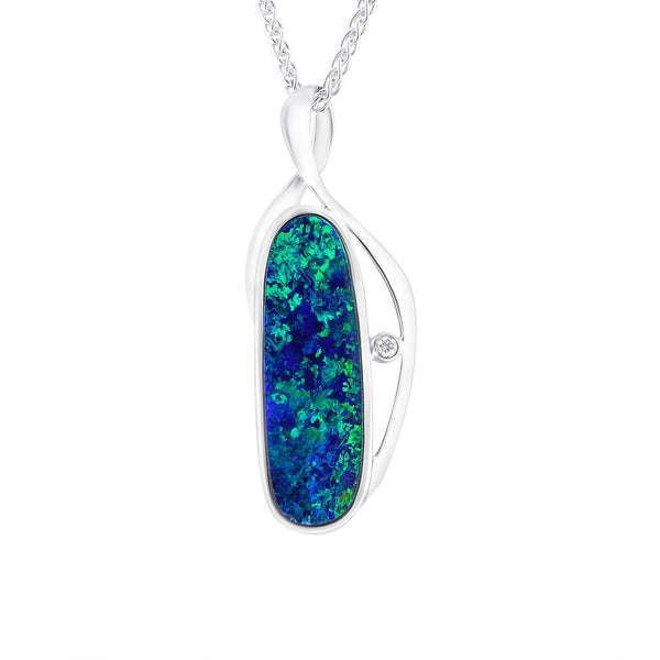 14ct white gold 5.53ct opal doublet & 0.02ct diamond pendant