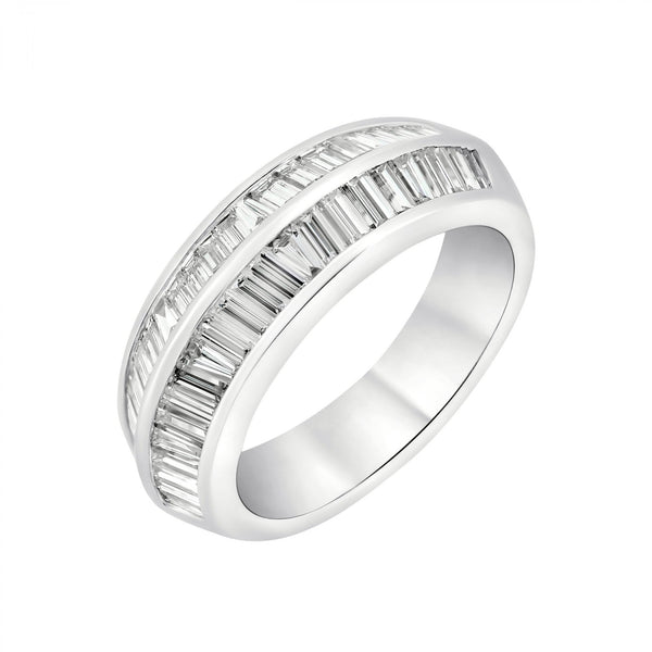 18ct white gold 1.67ct baguette cut diamond half eternity ring
